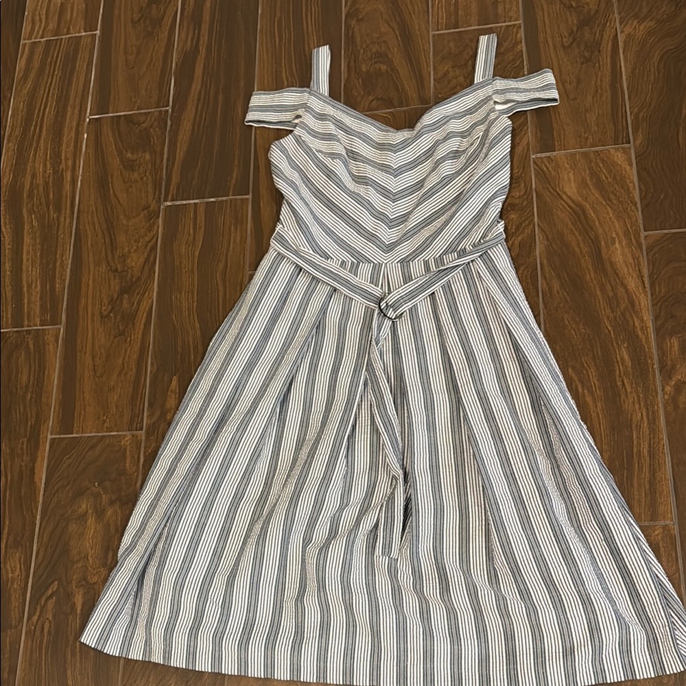 White House Black Market Gray and White Off-Shoulder Sundress